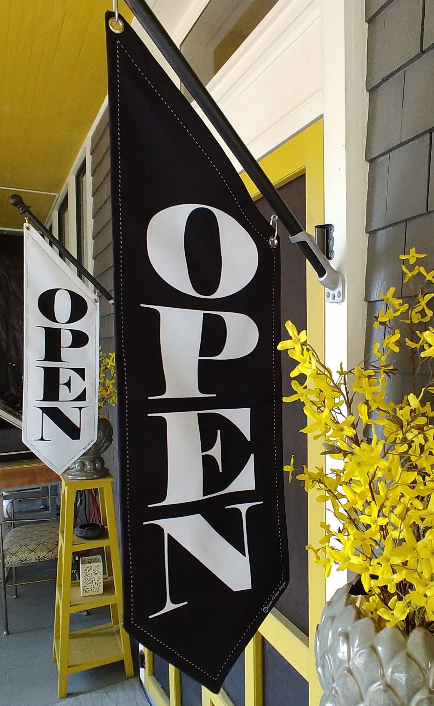 CUSTOM STOREFRONT SIGNS